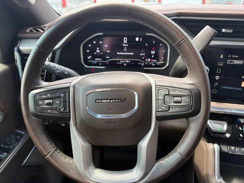 Used 2024 GMC Sierra 2500 Denali w/ Denali Reserve Package AWD/4WD image 15