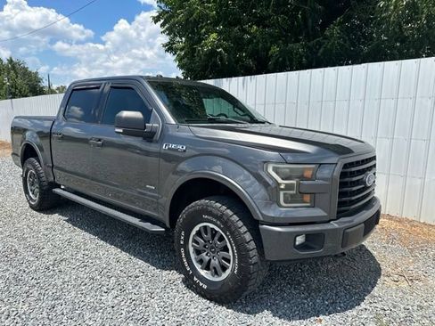 Used 2017 Ford F150 XLT w/ Equipment Group 302A Luxury AWD/4WD image 7