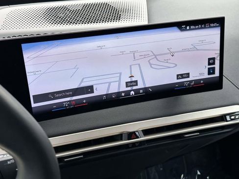 Used 2025 BMW iX xDrive50 w/ Convenience Package image 32