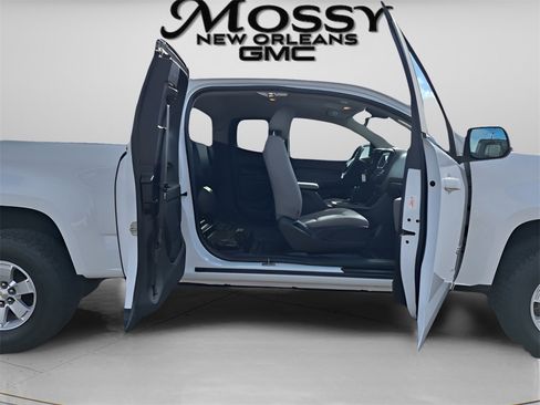 Used 2019 Chevrolet Colorado W/T w/ WT Convenience Package image 27