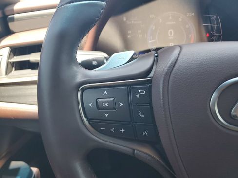 Used 2021 Lexus ES 350 w/ Accessory Package FWD image 19