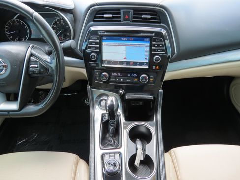 Used 2016 Nissan Maxima 3.5 S image 18