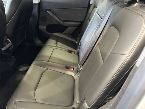 Used 2023 Tesla Model Y Long Range AWD/4WD image 8