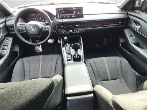 Used 2024 Honda Accord Sport image 17