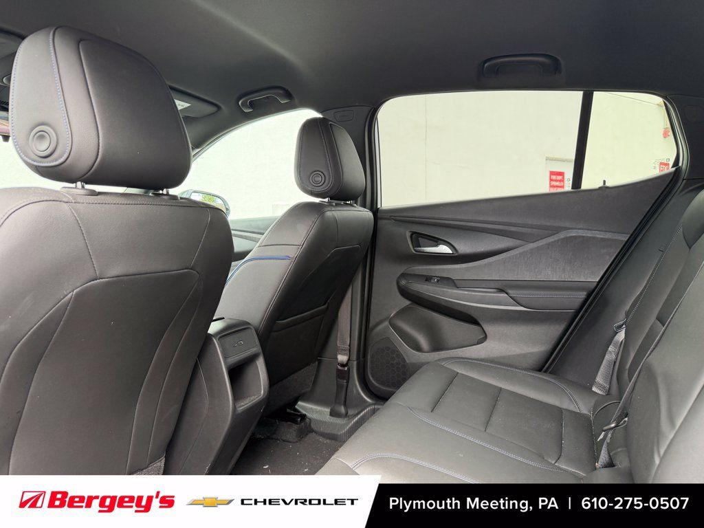 Used 2024 Buick Envista Sport Touring FWD image 10