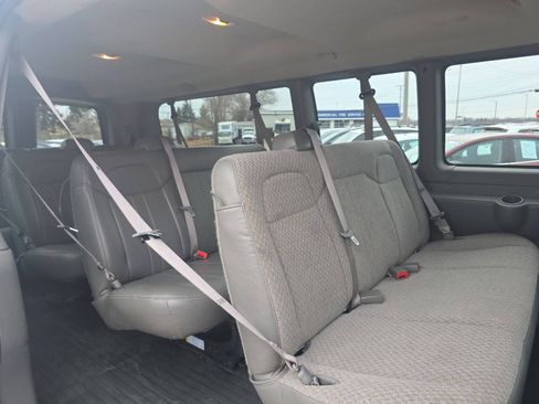 Used 2014 Chevrolet Express 3500 LS RWD image 25