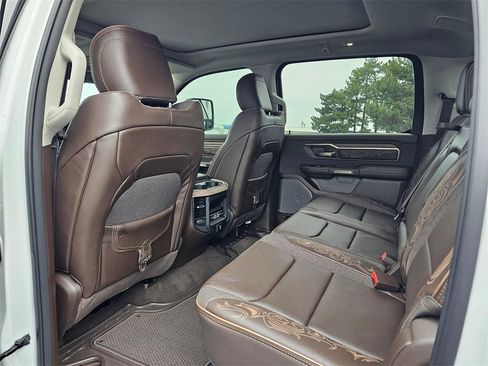 Used 2025 RAM 1500 Limited image 12