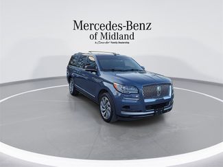 Used 2022 Lincoln Navigator L Reserve video 2