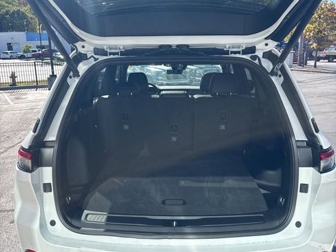 New 2025 Jeep Grand Cherokee Limited w/ Black Appearance Package image 6