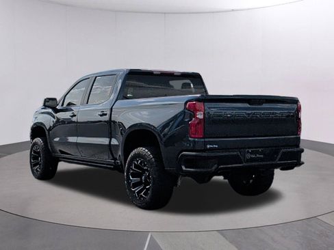 Used 2020 Chevrolet Silverado 1500 LT Trail Boss AWD/4WD image 3