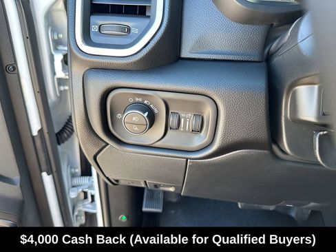 New 2026 RAM 2500 Laramie w/ Night Edition AWD/4WD image 33