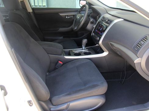 Used 2015 Nissan Altima 2.5 S w/ Power Driver Seat Package FWD image 25