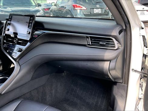 Used 2022 Toyota Camry XSE image 16