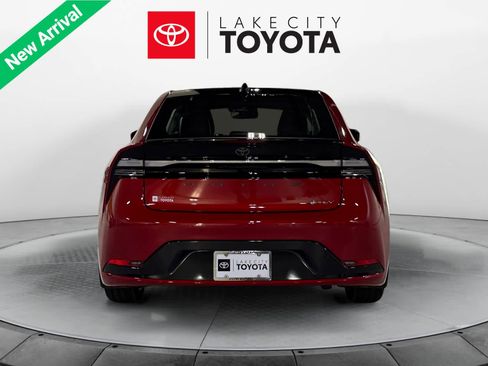 New 2026 Toyota Prius Plug-In Hybrid image 5