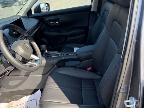 Used 2026 Honda HR-V EX-L image 13