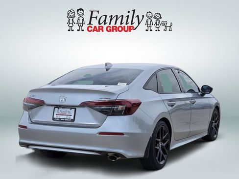 Used 2025 Honda Civic Sport image 4
