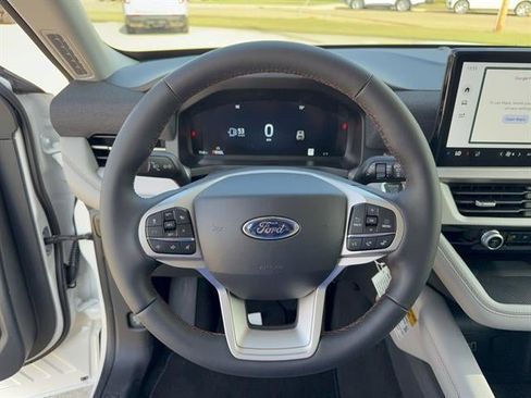New 2026 Ford Explorer Active w/ Active Comfort Package image 11