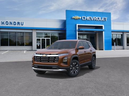 New 2027 Chevrolet Equinox LT w/ Convenience Package II AWD/4WD image 8
