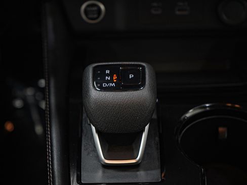 Used 2023 Nissan Rogue SL image 20