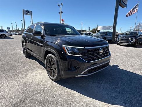 New 2026 Volkswagen Atlas Cross Sport SE FWD image 8