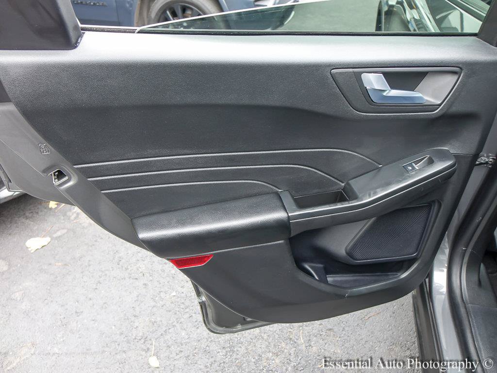 Used 2025 Ford Escape ST-Line Select AWD/4WD image 22