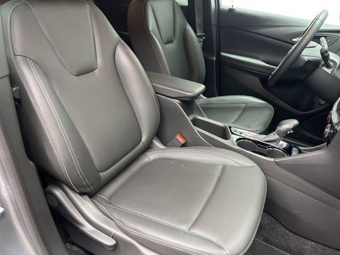 Used 2024 Buick Encore GX Sport Touring w/ Advanced Technology Package image 17