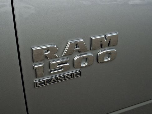 Used 2024 RAM 1500 Classic SLT image 29