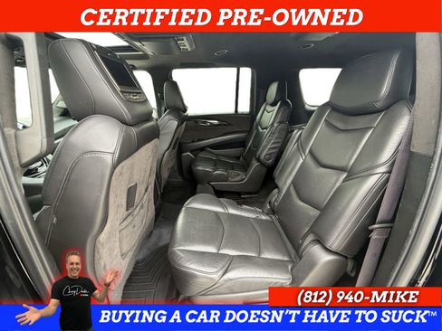 Used 2017 Cadillac Escalade ESV Platinum AWD/4WD image 15