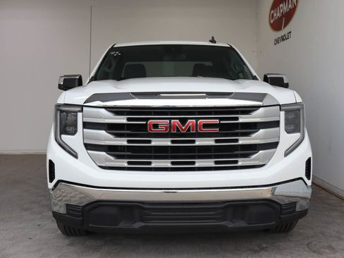 Used 2022 GMC Sierra 1500 SLE RWD image 2
