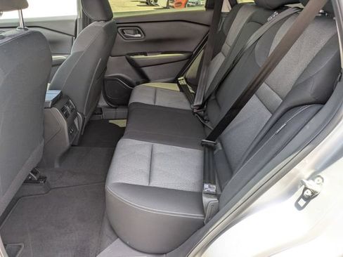 Used 2024 Nissan Rogue SV AWD/4WD image 24