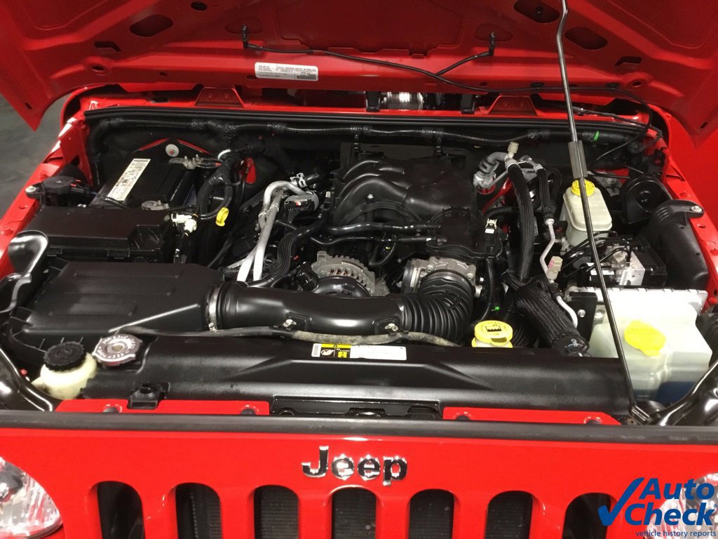 Used 2015 Jeep Wrangler Sport w/ Quick Order Package 23S AWD/4WD image 33