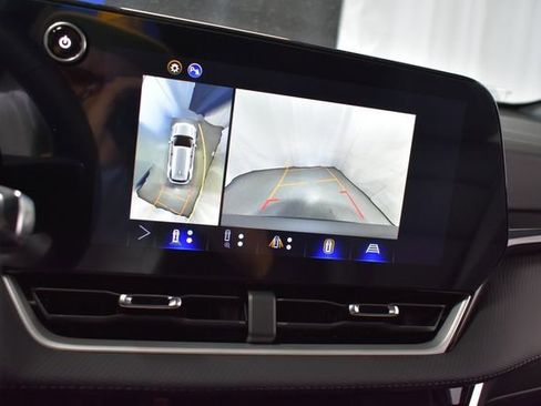 New 2026 Chevrolet Equinox LT w/ Convenience Package II FWD image 23