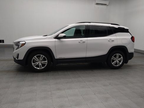Used 2019 GMC Terrain SLE w/ Driver Convenience Package FWD image 2