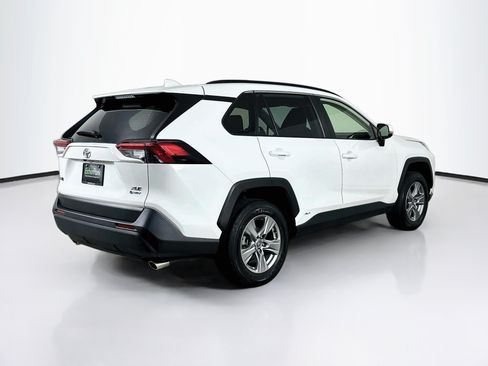 Used 2025 Toyota RAV4 XLE AWD/4WD image 9