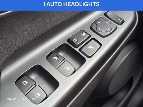 Used 2022 Hyundai Kona SEL FWD image 28