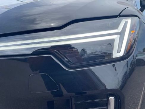 Used 2026 Volvo XC90 B6 Plus w/ Protection Package Premier AWD/4WD image 4