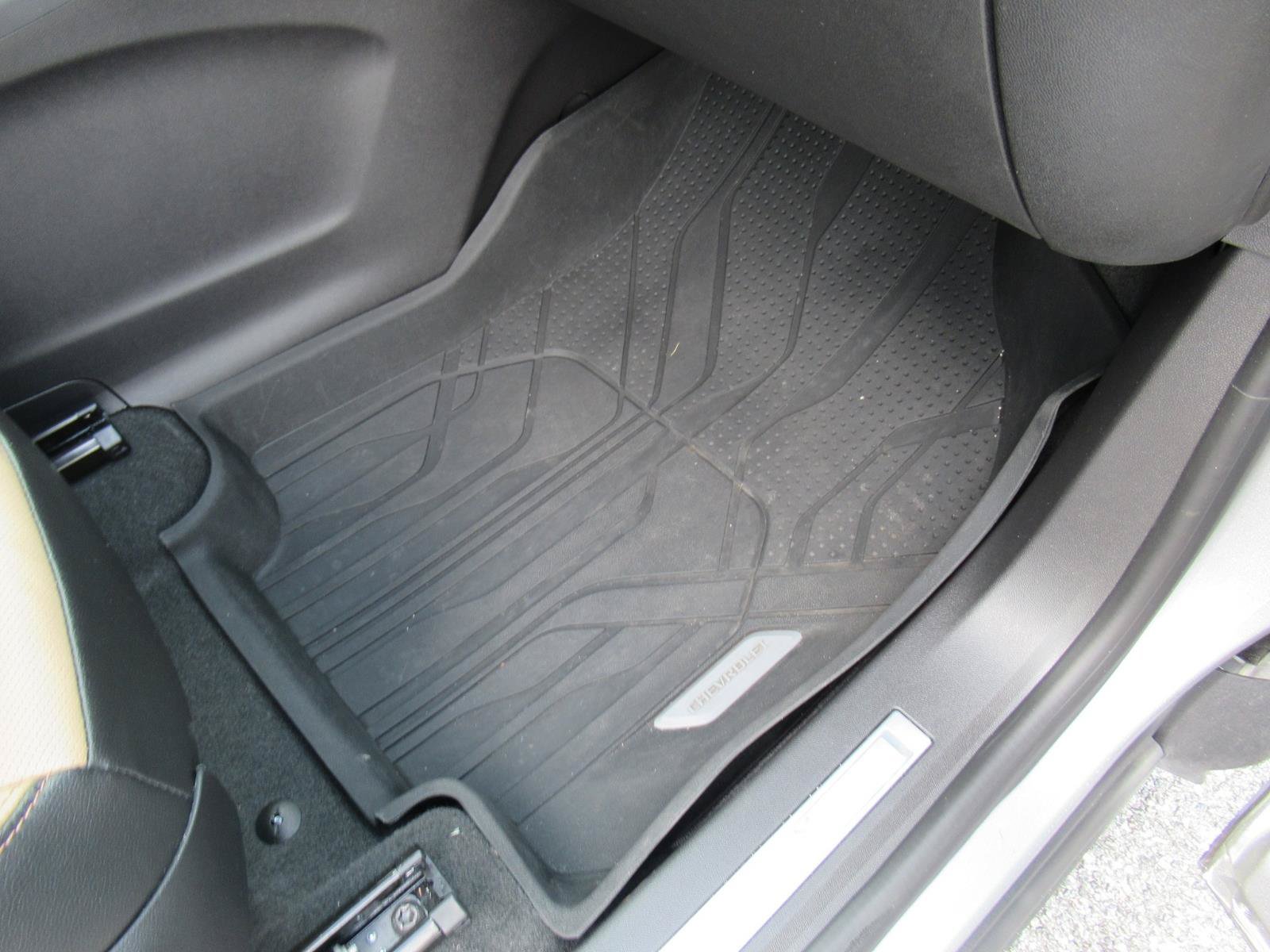 Used 2024 Chevrolet Equinox Premier FWD image 30