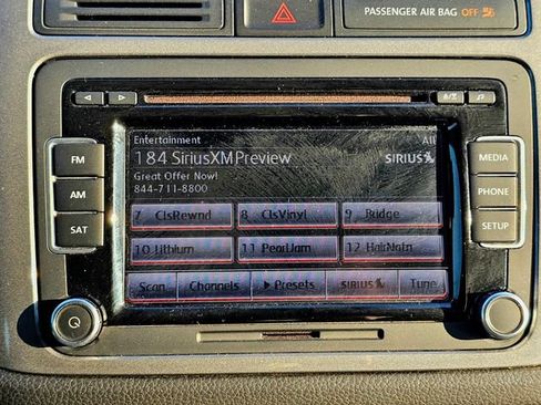 Used 2014 Volkswagen Tiguan SE FWD image 40