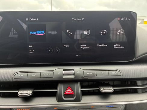 Used 2025 Kia K4 FWD image 16
