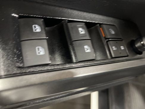 Used 2023 Toyota Tacoma TRD Off-Road w/ Technology Package image 13