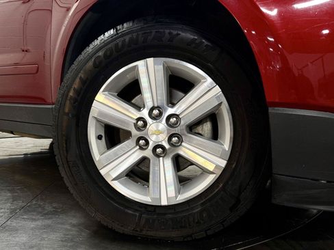 Used 2014 Chevrolet Traverse LT AWD/4WD image 11