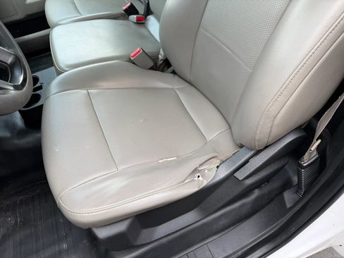 Used 2017 Ford F150 XL w/ Equipment Group 101A Mid image 9