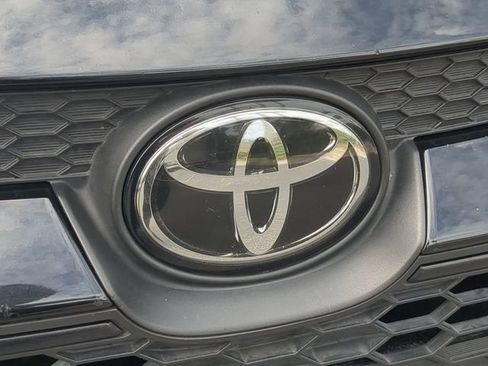 Used 2022 Toyota Corolla LE w/ LE Convenience Package FWD image 13