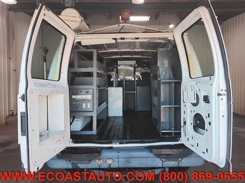 Used 2008 Ford E-350 and Econoline 350 Super Duty RWD image 15