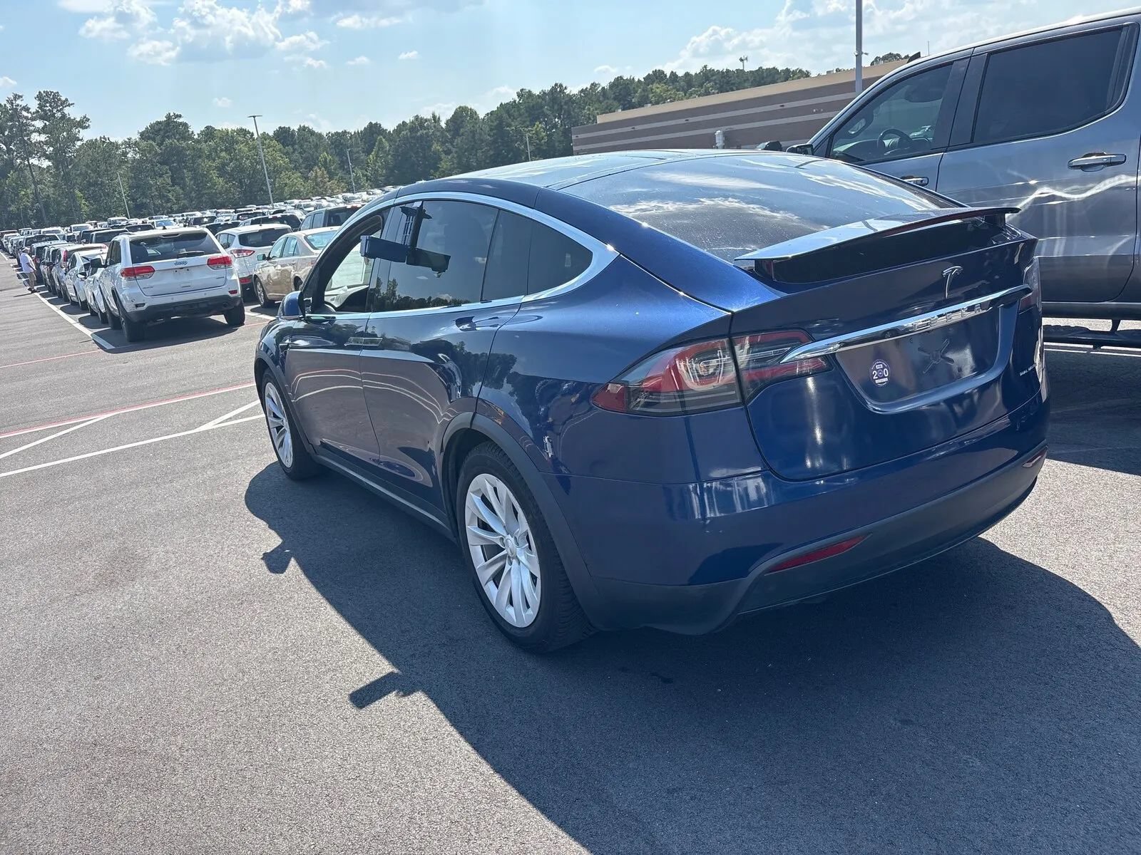 Used 2019 Tesla Model X Long Range AWD/4WD image 5