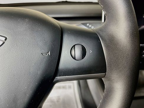 Used 2023 Tesla Model 3 Standard Range RWD image 14