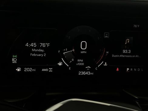 Used 2025 GMC Terrain Elevation image 19