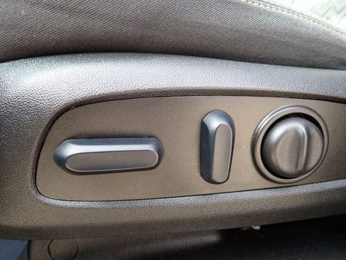 Used 2023 Chevrolet Equinox LT image 13