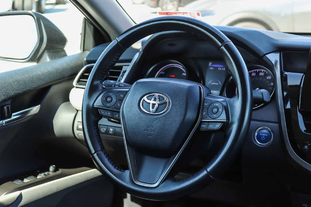 Used 2021 Toyota Camry SE FWD image 15