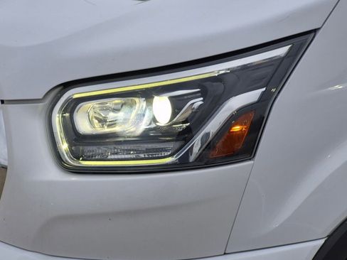 Used 2023 Ford Transit 350 XLT RWD image 6